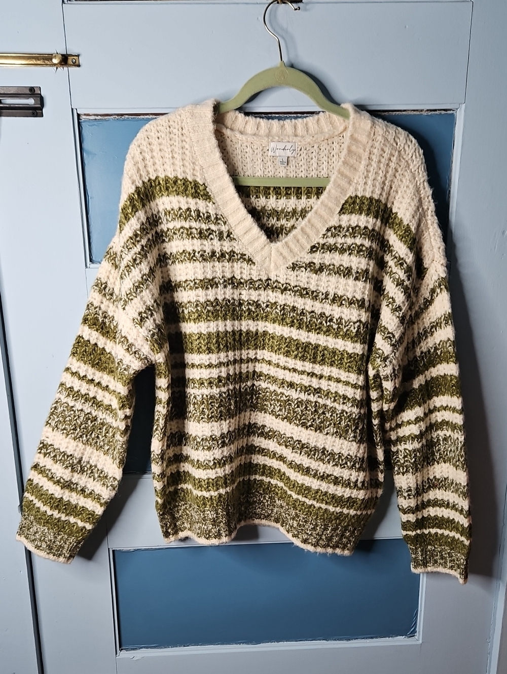 Wonderly Cozy Striped V-Neck Sweater in Cream and Olive Size Large